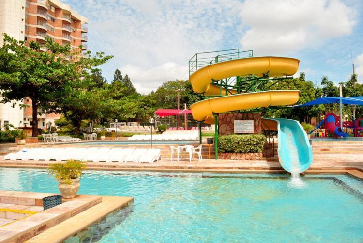 Imperio Romano - Splash E Acqua Park Aparthotel กัลดัสโนวัส ภายนอก รูปภาพ