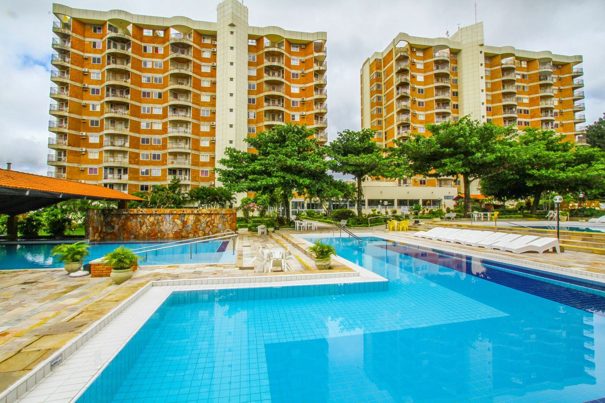 Imperio Romano - Splash E Acqua Park Aparthotel กัลดัสโนวัส ภายนอก รูปภาพ